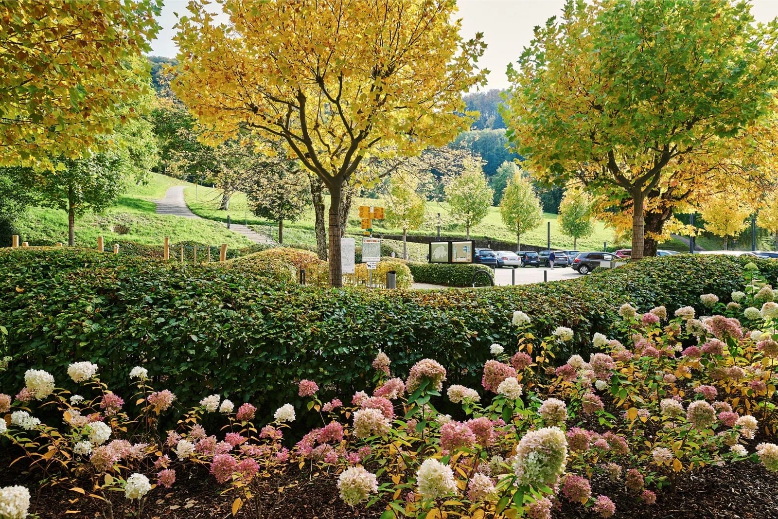 Garten und Aussenbereich des Bad Ramsach Quellhotels