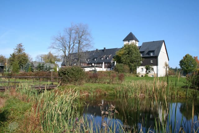 Außenansicht des Landhotels Altes Zollhaus im Erzgebirge