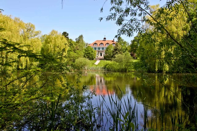 Gutshaus Stellshagen, Blick über den Gutshausteich